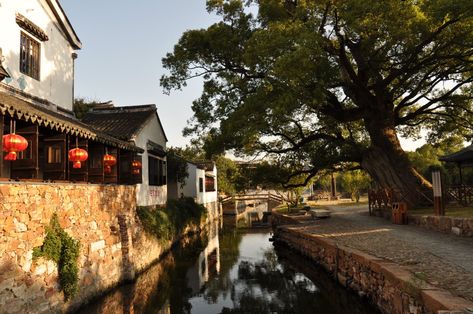明月湾古村景点图片