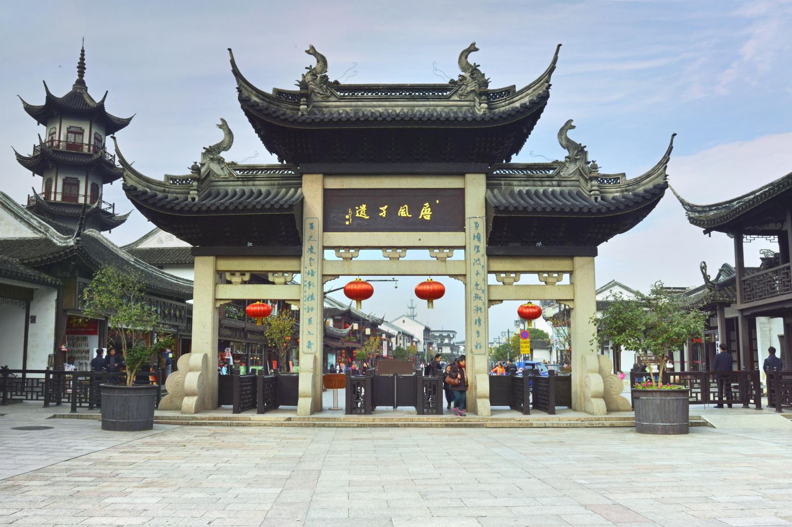 牌楼塔影景点图片